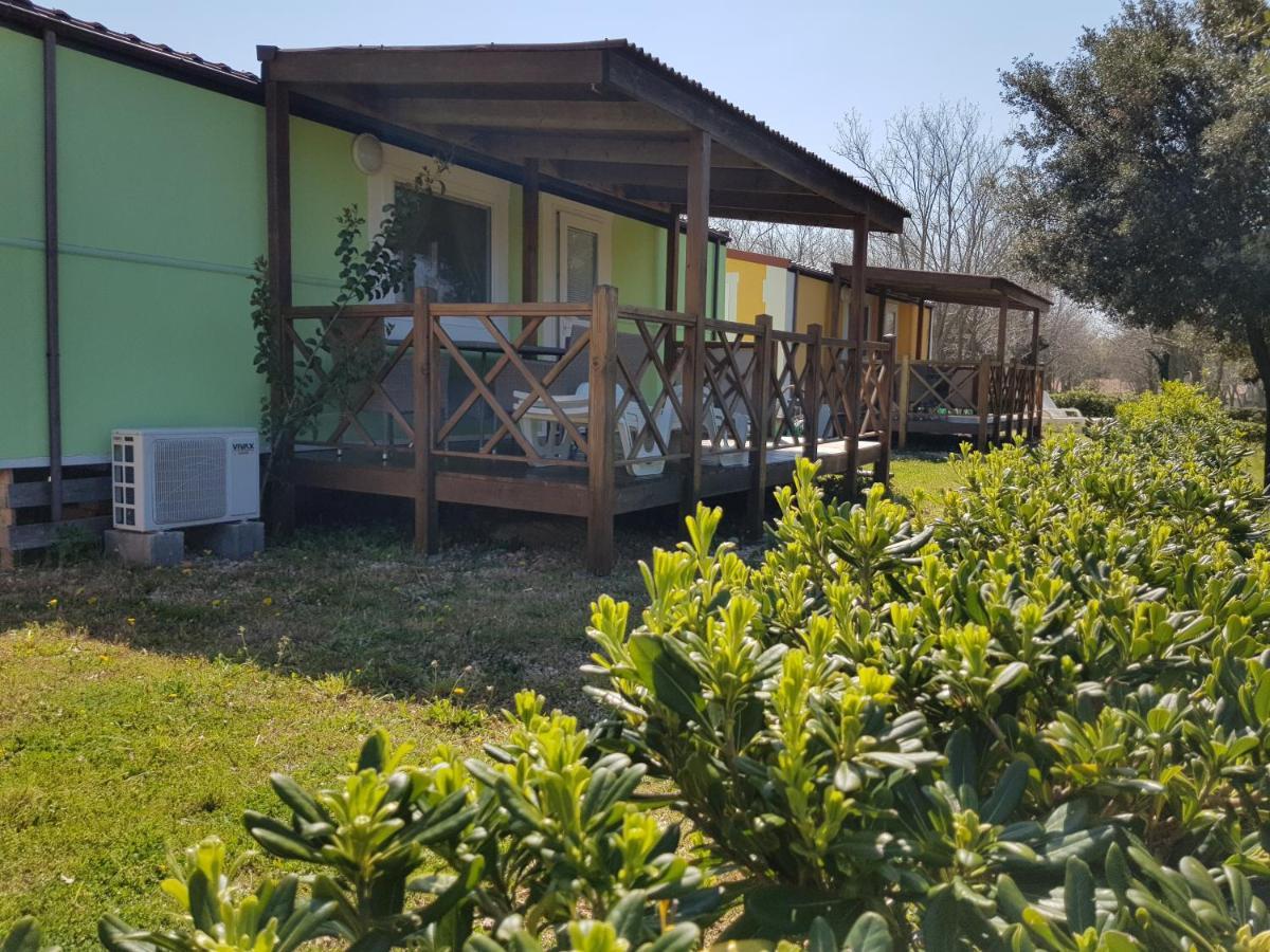 Naturist Mobile Homes Eden In Fkk Ulika Poreč Dış mekan fotoğraf