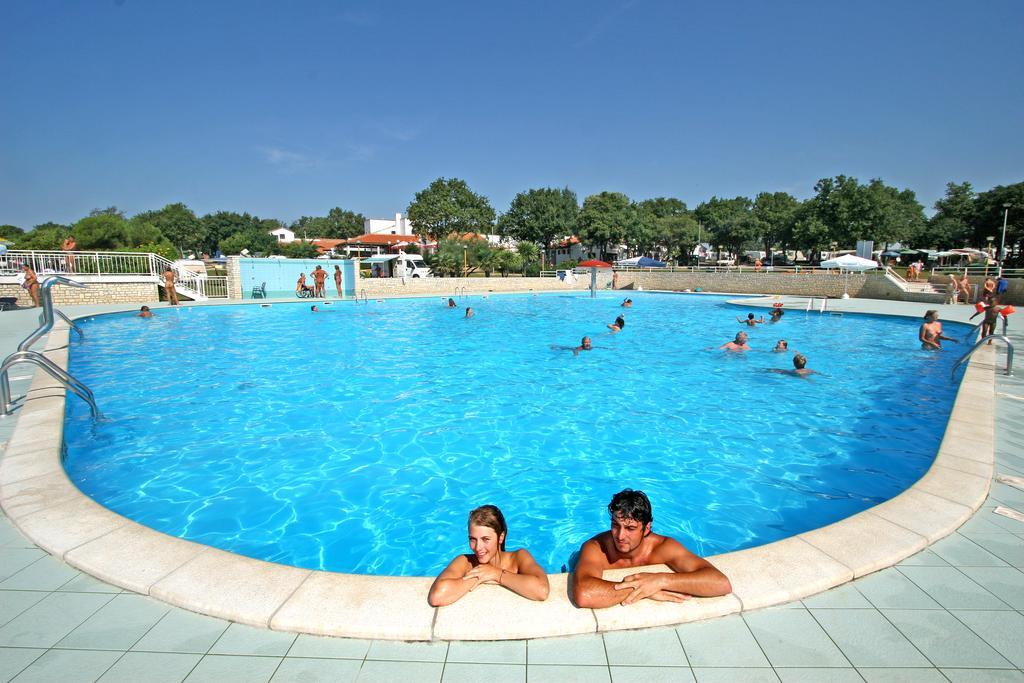 Naturist Mobile Homes Eden In Fkk Ulika Poreč Dış mekan fotoğraf